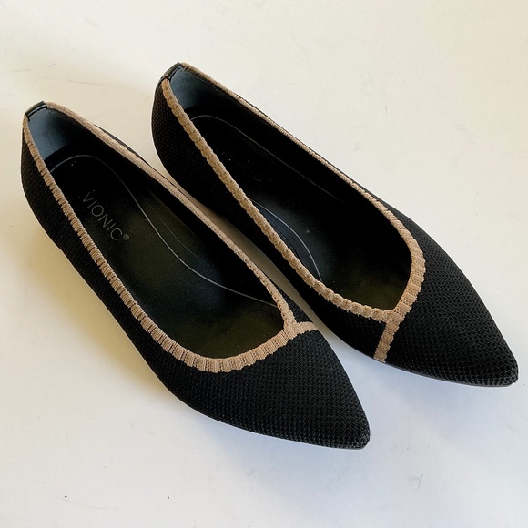Vionic Shoes - VIONIC Dahlia Knit Flats Black & Tan Size 7
